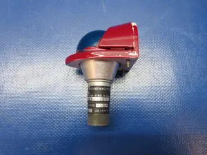 Beech 58 Baron Radatron RH Wing Tip Nav Position Light P/N 5105-R28 (0225-1472)